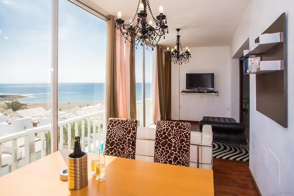 Alexia Beach بلايا هوندا إسبانيا