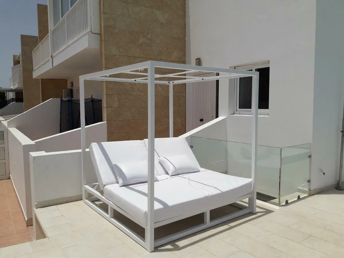 فيلة Alexia Beach بلايا هوندا إسبانيا